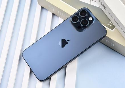 沙河口苹果维修点分享iPhone 15 Pro Max屏幕更换全新实操风险 